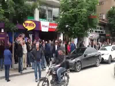 CHP'li başkana otopark ücreti nedeniyle sopalı saldırı