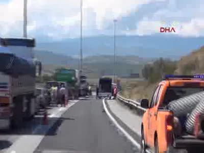 Mersin'de 2 canlı bomba yeleği bulundu