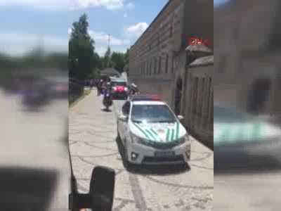 Edirne'de Midyat Şehidi Polis Memuru Nefize Özsoy son yolculuğuna uğurlanıyor - 1