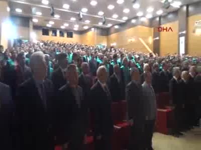 RTEU bölüm ikincisi anne ödülünü kucağındaki kızı ile aldı