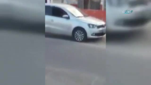 Kavgayı otomobil ayırdı