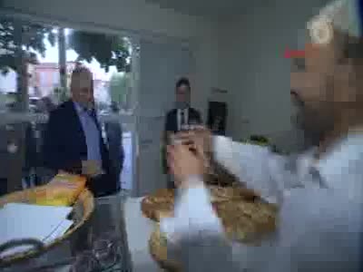Başbakan Yıldırım: Tuzla'da bir aile ile iftar yaptı