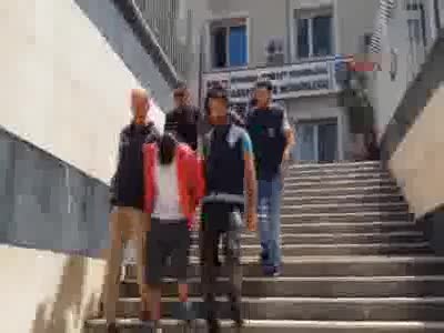 Kimlik soran polisi bıçaklayan şüpheliler yakalandı