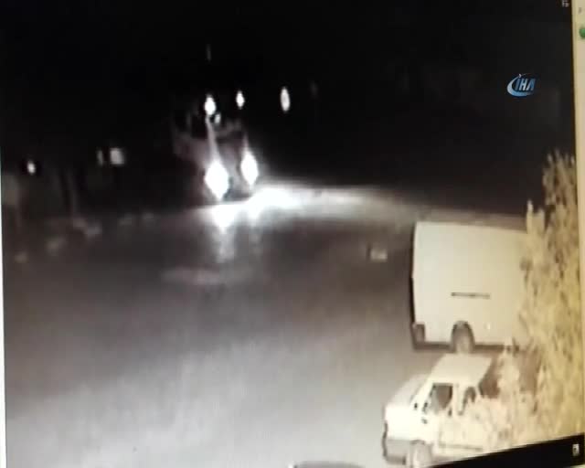 Bursa'da otomobil kullanmayı öğrettiği arkadaşıyla birlikte öldü