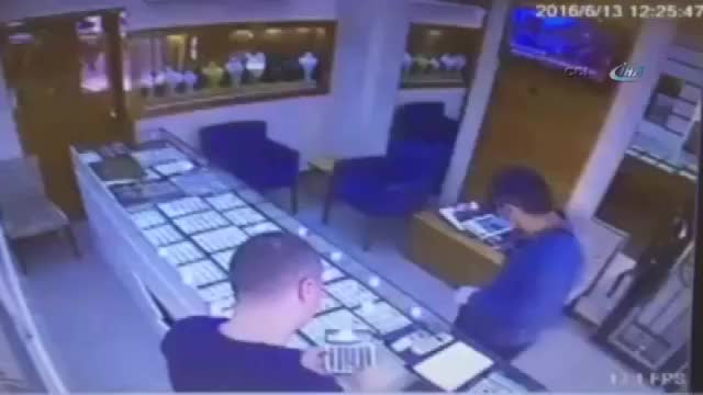 "Mantar hastası" soyguncunun numarası tutmadı