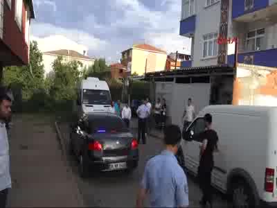 Tartıştığı karısını boğazından bıçaklayarak öldürdü