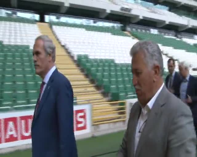 Bursa Büyükşehir Stadyumu'na suni güneşleme sistemi
