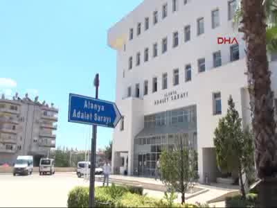 Kocası, kızı ve damadıyla kardeşinin evini soydu