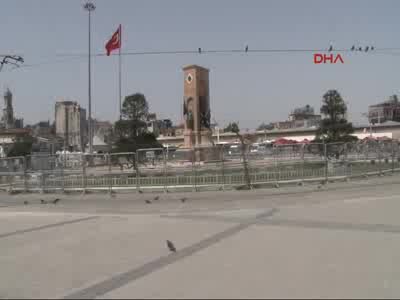 Taksim'de hareketlilik - 1