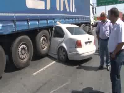 Bursalı TIR'ın karıştığı kazada inanılmaz kurtuluş!