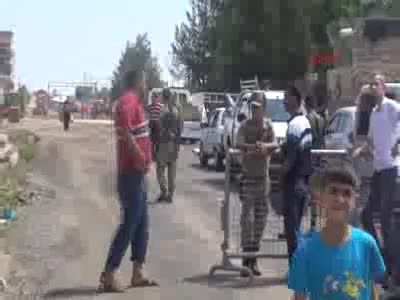 PKK, Ömerli'de jandarmaya bomba yüklü araçla saldırdı