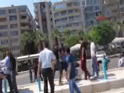 İzmir Güzelyalı'da zabıta ile esnaf kavgası