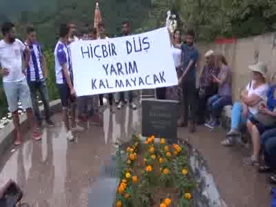 Kazım Koyuncu, ölümünün 11'inci yılında mezarı başında anıldı
