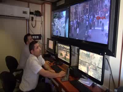 İstiklal Caddesi bu Tır'dan adım adım izleniyor
