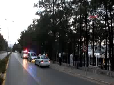 Muğla'da lüks otomobille kaza yapan alkollü sürücü yaralandı