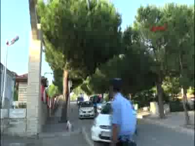 Boğazı kesilen genç kızın erkek arkadaşı ifade için karakola getirildi