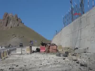 Gürpınar'daki saldırının şiddeti gün ağarınca ortaya çıktı