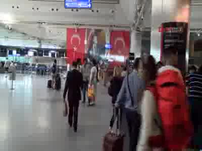 Hava trafiği arttı yolcu sayısı düştü