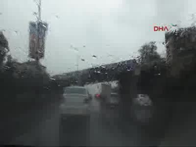 Üsküdar'dan yine sel gitti