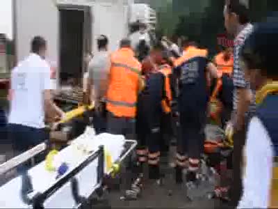 TIR'la kamyon çarpıştı:1 ölü, 2 yaralı