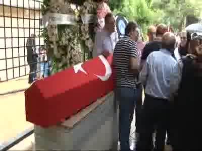 Terör saldırısındaa oğlunu kaybeden annenin feryadı