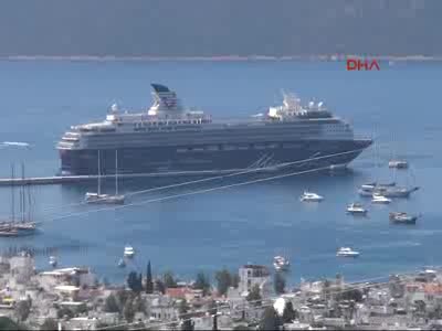 Mein Schiff 2 Bodrum'da