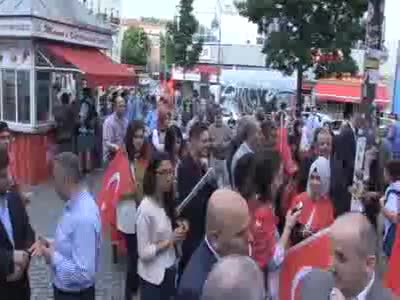 Berlin'de Türkiye'yle dayanışma mitingi