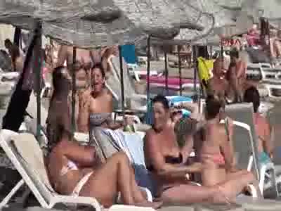 Bodrum plajları her şeye rağmen rengarenk - 2