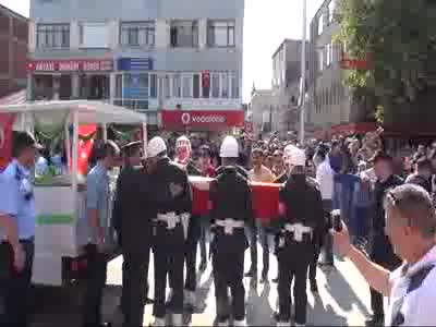 Şehit annesinden ağıt: Açmadan solan yavrum  - 1