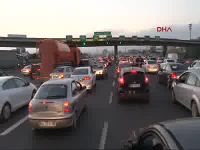 Çamlıca gişelerde bayram yoğunluğu