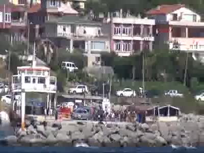 Çanakkale'deki feribot kuyruğu bu bayram da değişmedi