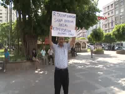 Adana'da tek kişilik protesto