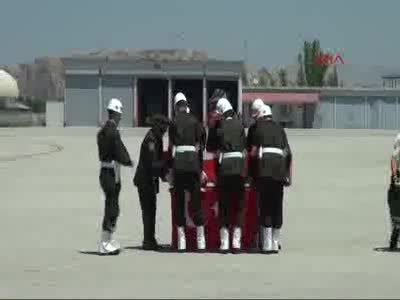 Van'da şehit olan asker, törenle uğurlandı