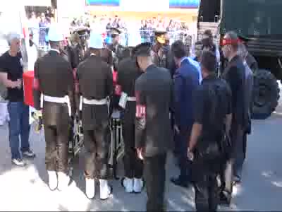 Bursa'lı şehit son yolculuğuna uğurlandı - 1
