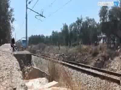 İtalya'da iki tren çarpıştı 12 ölü - 2