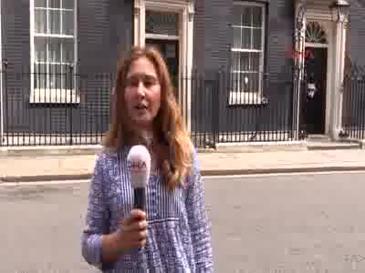 Cameron istifasını verdi, yeni İngiltere Başbakanı May görevde