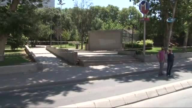 Gezi Parkında şüpheli paket: Metro kapatıldı