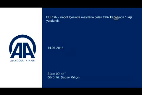 Bursa'da otobüsle çarpışan otomobil hurdaya döndü