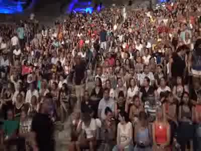 Kuzeyin oğlu Bodrum'da sahne aldı