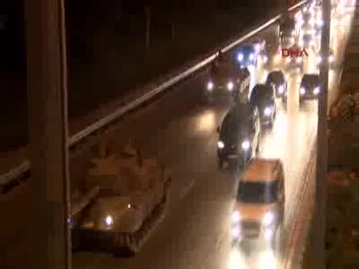 TEM Bağlantı yolunda askeri araçların ilerlediği görüldü