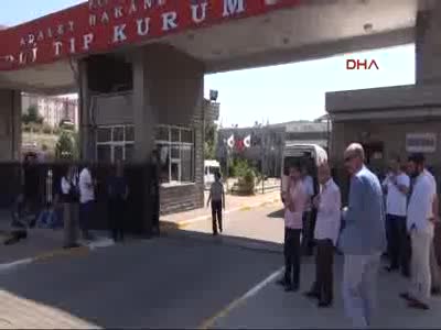 Reklamcı, Olçak ve oğlunun cenazesi Adli Tıp'a getirildi