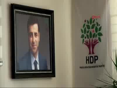 Demirtaş; Demokrasinin sokakta olduğu darbe girişimiyle bir kez daha teyit edildi  - 1