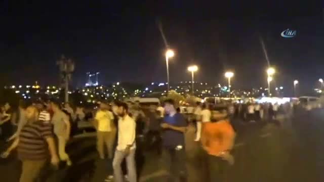 Darbeciler, Boğaz Köprüsü'nde vatandaşları böyle vurmuş