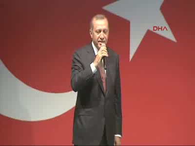 Erdoğan, Kısıklı'daki evinin önünde halka seslendi - 1