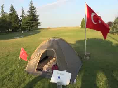 Atatürk Havalimanı girişinde çadırlı nöbet