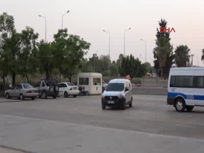 Darbe girişiminden gözaltına alınan komutanlar adliyede