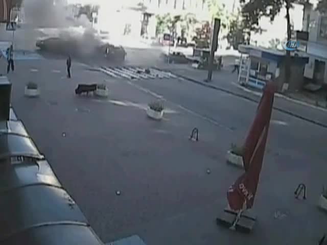 Ünlü gazeteci bombalı saldırıda öldü