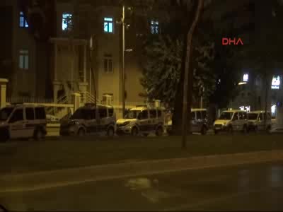 İzmir'de avukatlara operasyon