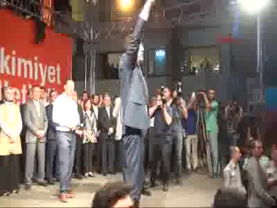 Bakan Zeybekci: 15 Temmuz, dünya demokrasi tarihine Türk Milleti'nin devrimi olarak geçecektir
