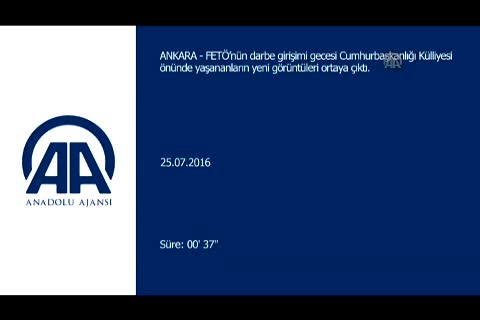 Darbenin yaşandığı gece Cumhurbaşkanlığı Külliyesi önünden sıcak görüntüler